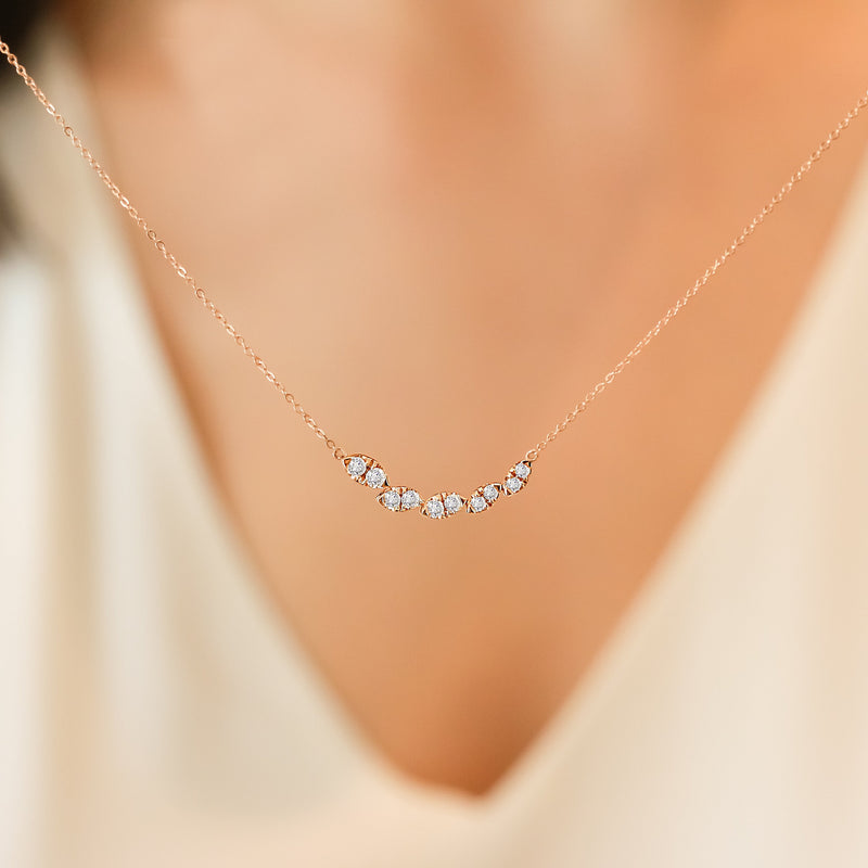 TWIST PRISM LUNE NECKLACE