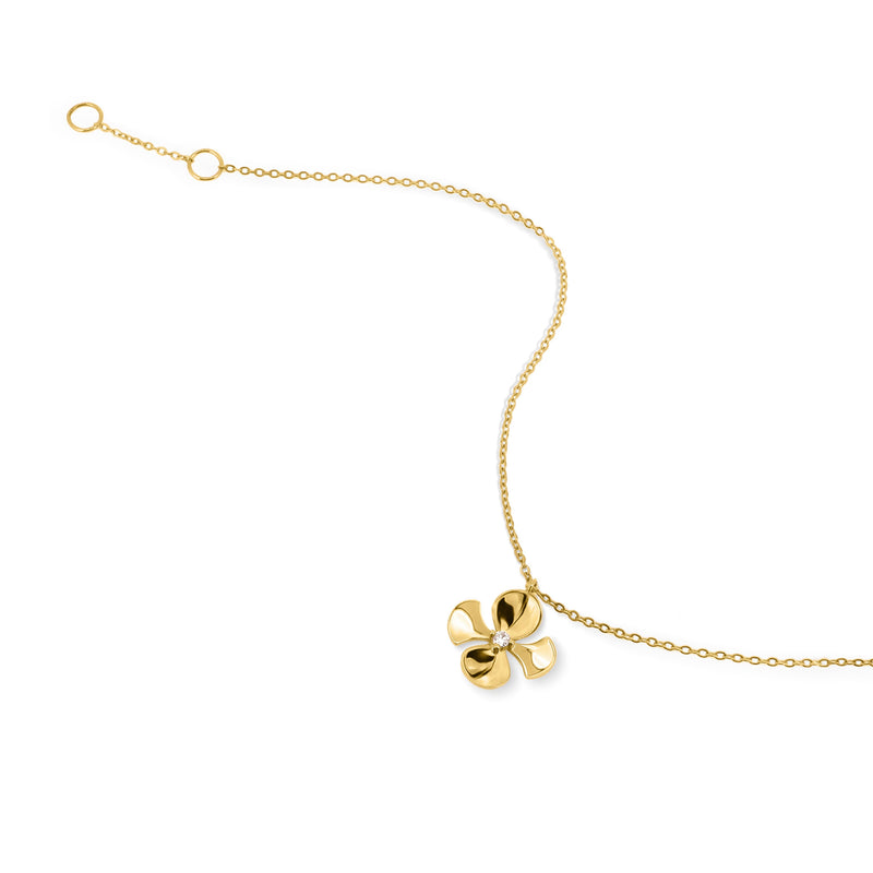 18K Yellow Gold Thin Chain Bracelet with a Begonia Flower Charm with a Round Brilliant Diamond