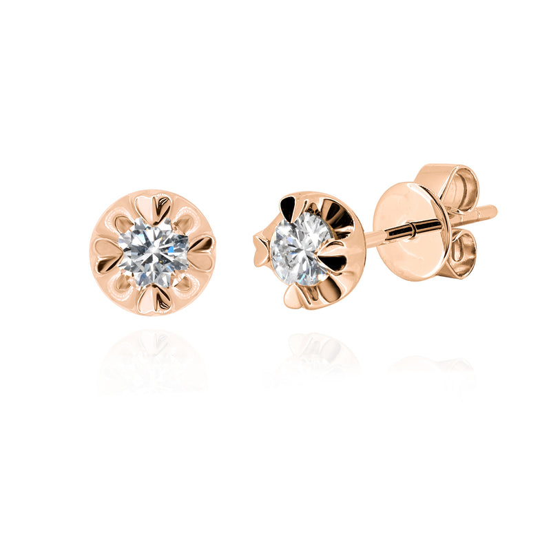 PETITE LOVEMARK EARRINGS