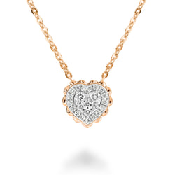 18K Gold Chain Necklace with a Heart Shaped Pendant with Round Brilliant Diamonds. 