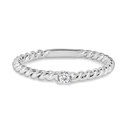 Rope style ring with a diamond centre-stone. Handcrafted in 18K white gold with a round brilliant diamond.